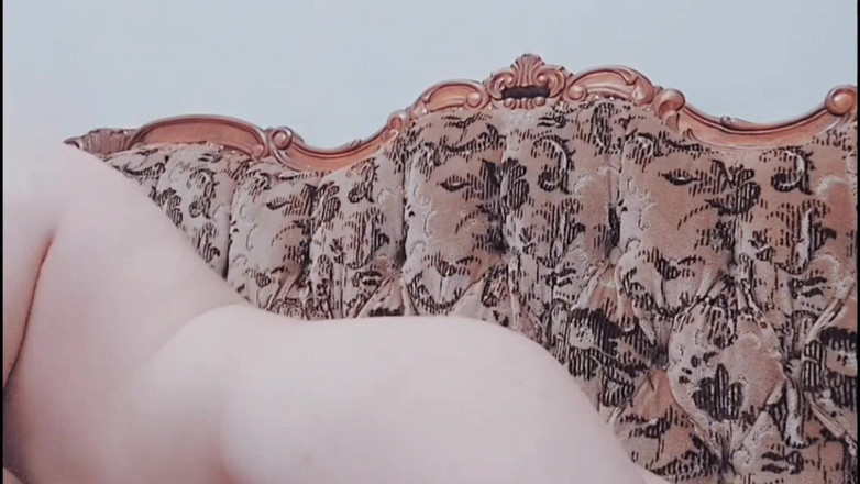 Kitty_Cross: Velký výstřik medvěda Shemale sledování porna, honění horká nálož