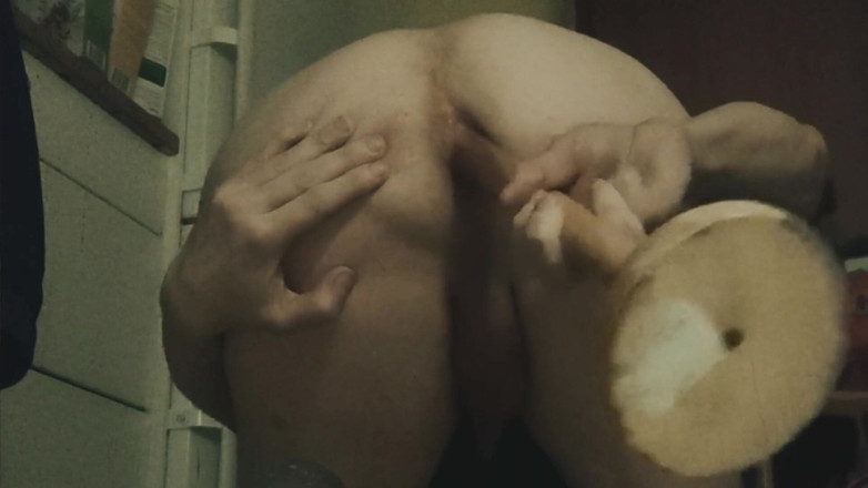 Oznob Oznofla: Midnight Kitchen Anal Play