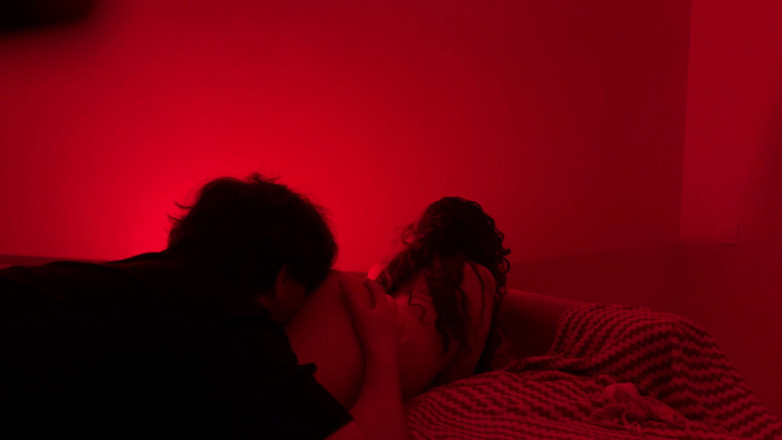 lunamoon: 그녀의 엉덩이를 너무 잘 핥아