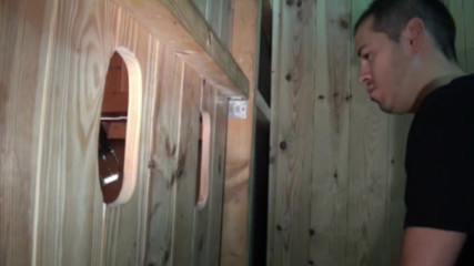 Gaybareback: Hetero in gloryhole gelutscht