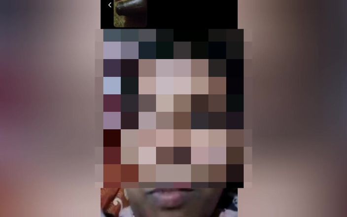 Indian inexpert sex: Indian Wife Showing Boobs in the Videocall