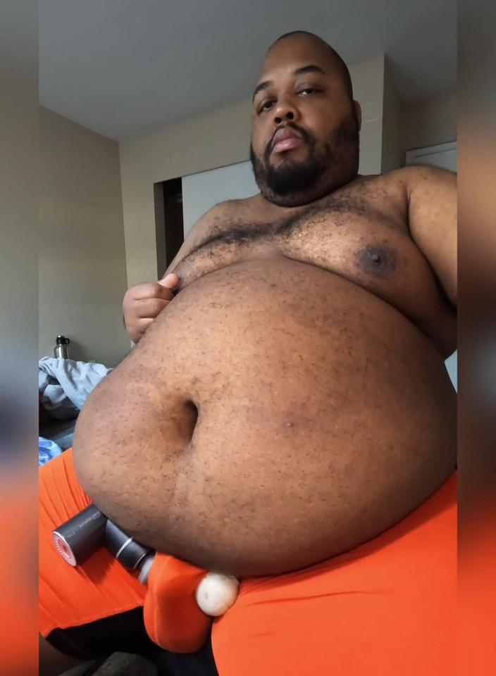 Blkhole420: Masserar trollstav släppt genom underkläder någon?