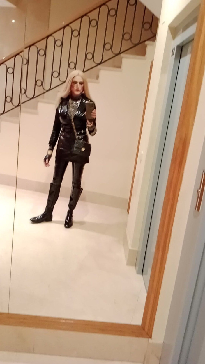 Tatiana Zorrita: Vinil 2