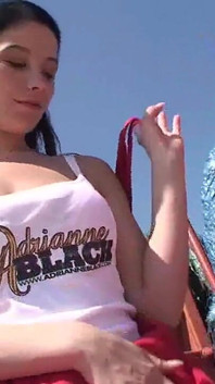 Seksi seksi seksi adrianne black!