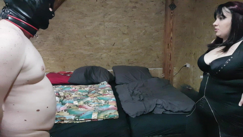 Femdom-Team-German: Our New Bed Creativity and Control