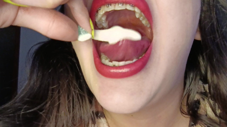 Golden domme: Споживайте жувальні гумки