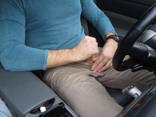 TJenner: ¡Olió a semen en el auto después de mi larga...