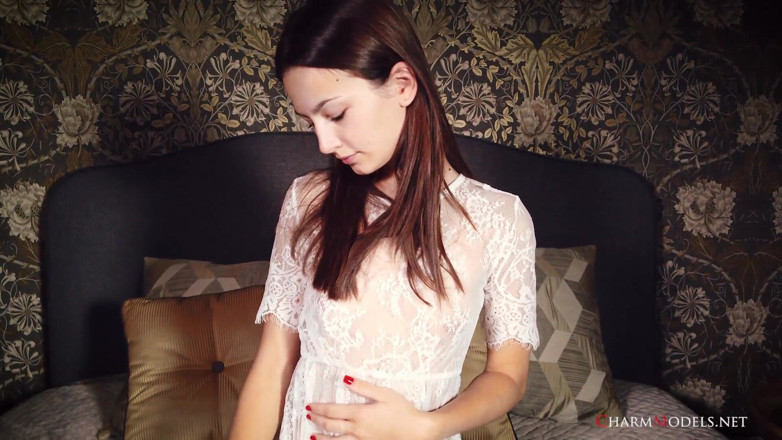 CharmModels: Glamour-model anna mit transparentem dessous-video