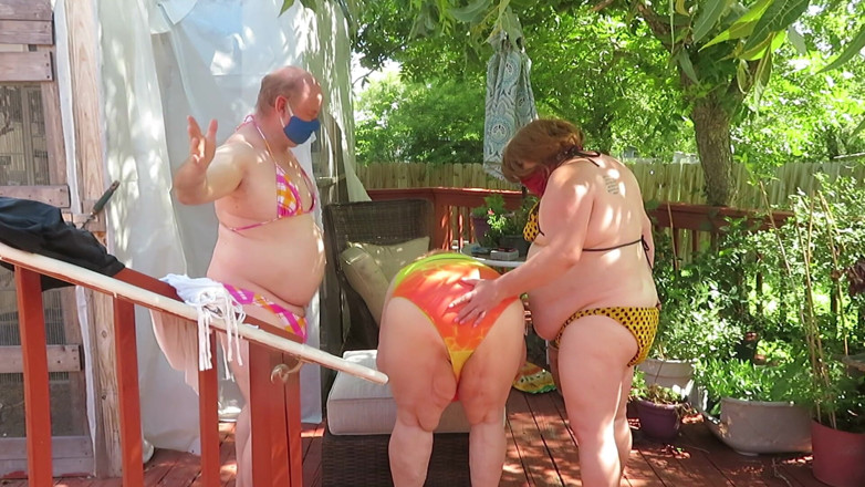 BBW nurse Vicki adventures with friends: Lovește-mă pentru tati