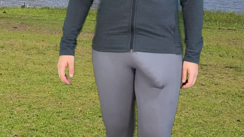 Lucas Nathan King: Waria toket besar pamer sekilas