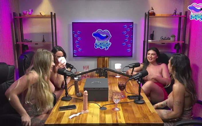 California TV: Podcast Turns Suruba! 4 Fucking Hotties, Suck Pussy, Play with Vibrators...
