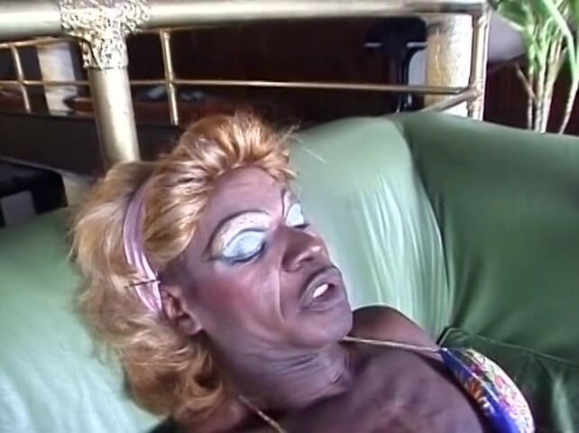 Chicks with Dix: Ebony transsexual banging sissy twink