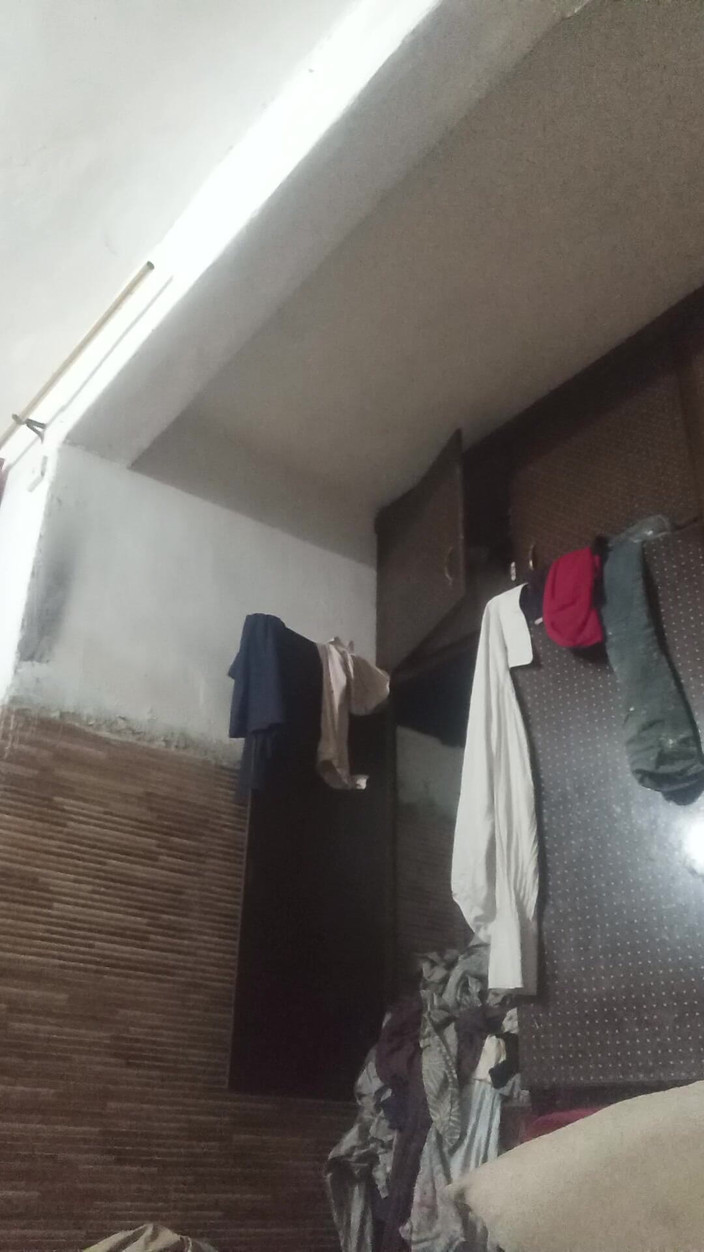 White ass: Stor vit röv naken