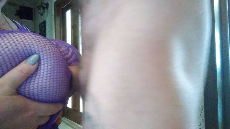 Zona901: Tôi thích lấp đầy miệng cô ấy với tinh dịch sau khi...