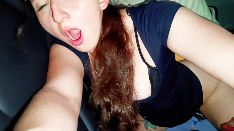 Candy Camille: Eu estava tão excitada no Uber, então eu o convenci...