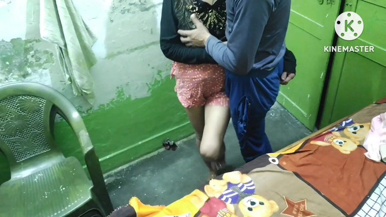 Saxesageth: Femme indienne très mignonne et très mignonne, étudiante indienne