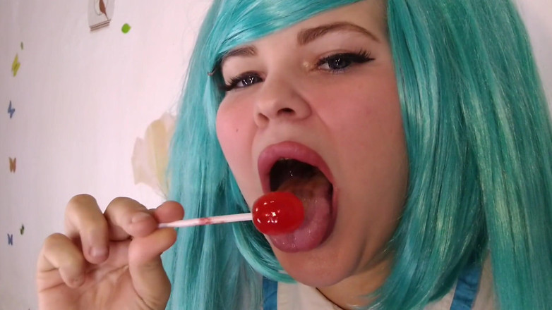 LizAngel: Miku is sucking on the candy and drooling