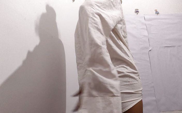 desigirl93: Caliente india de la universidad con coño peludo