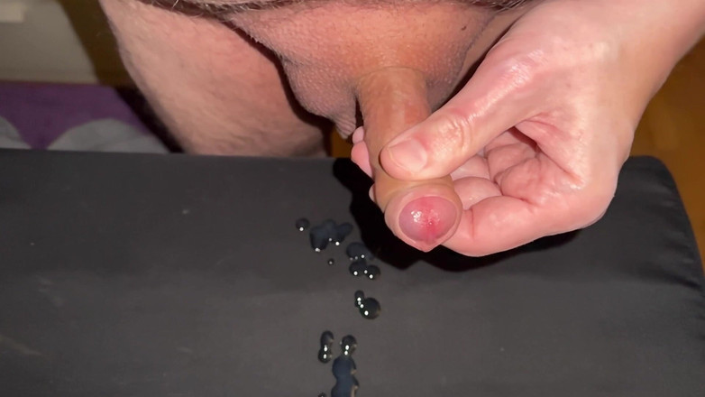 Wichskumpel: Had Full Balls and Had to Jerk off My Little...