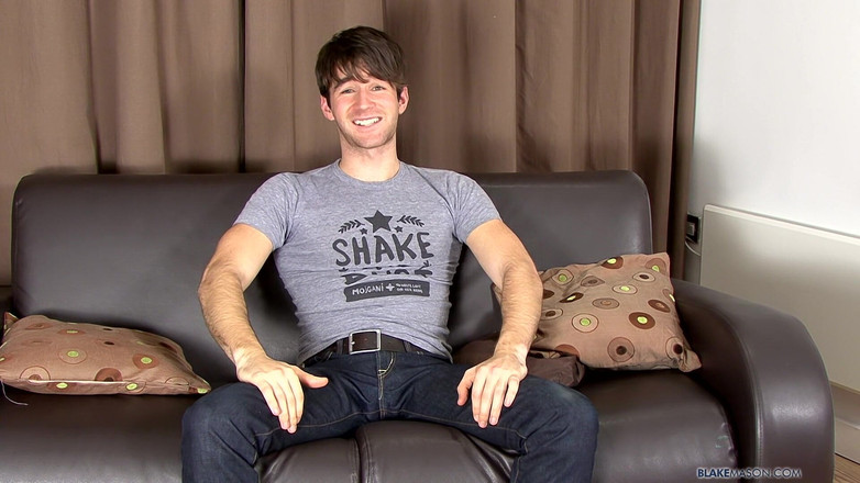 Blake Mason: Muhteşem Woody Fox etini dövüyor