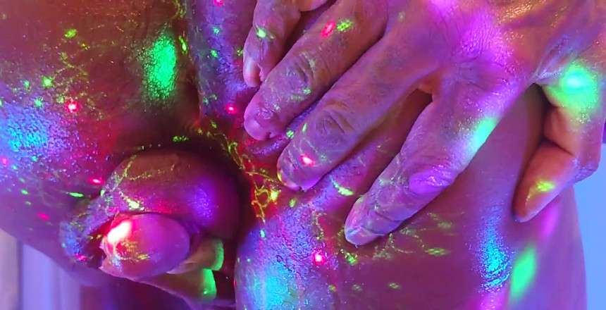 Hallelujah Johnson: Чорний волохатий член, дупа і яйця Hallelujah Johnson