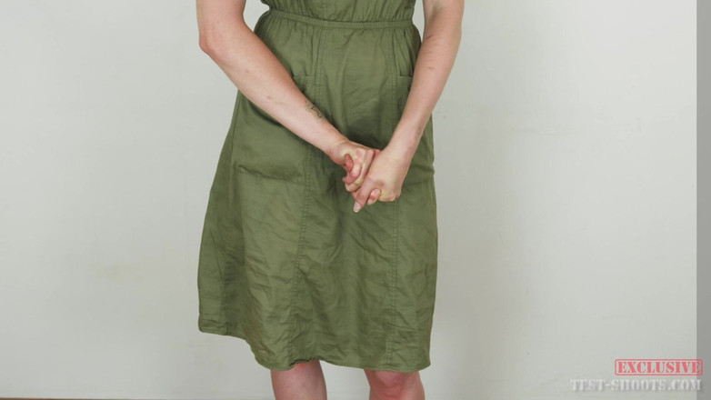 Test-Shoots: Une jeune comptable nue sexy à poil, blizard, casting, interview