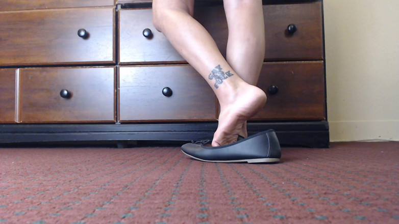 Abby Anna: Dirty feet ballet flats shoe play