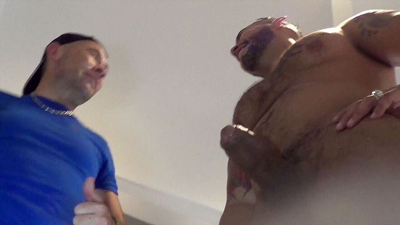 HARD FUCKER FROM MADRID: Jes creampied mata ditutup mata oleh Viktor Rom