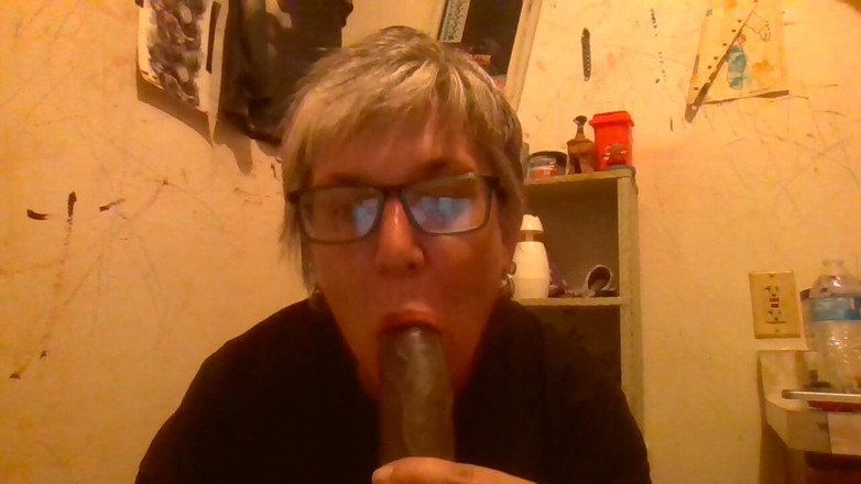 krazykristin: Ciasna cipka Big Vibe Dick Zabawka