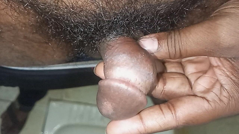 Sweet Indian cock: Индийский горячий паренек сосет и лижет
