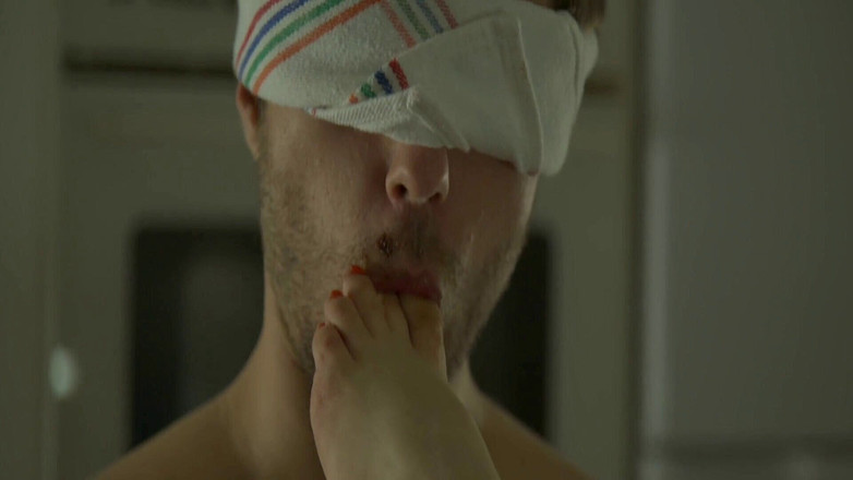 Fetish Paradise: 受虐狂取悦宝贝的脚和阴户