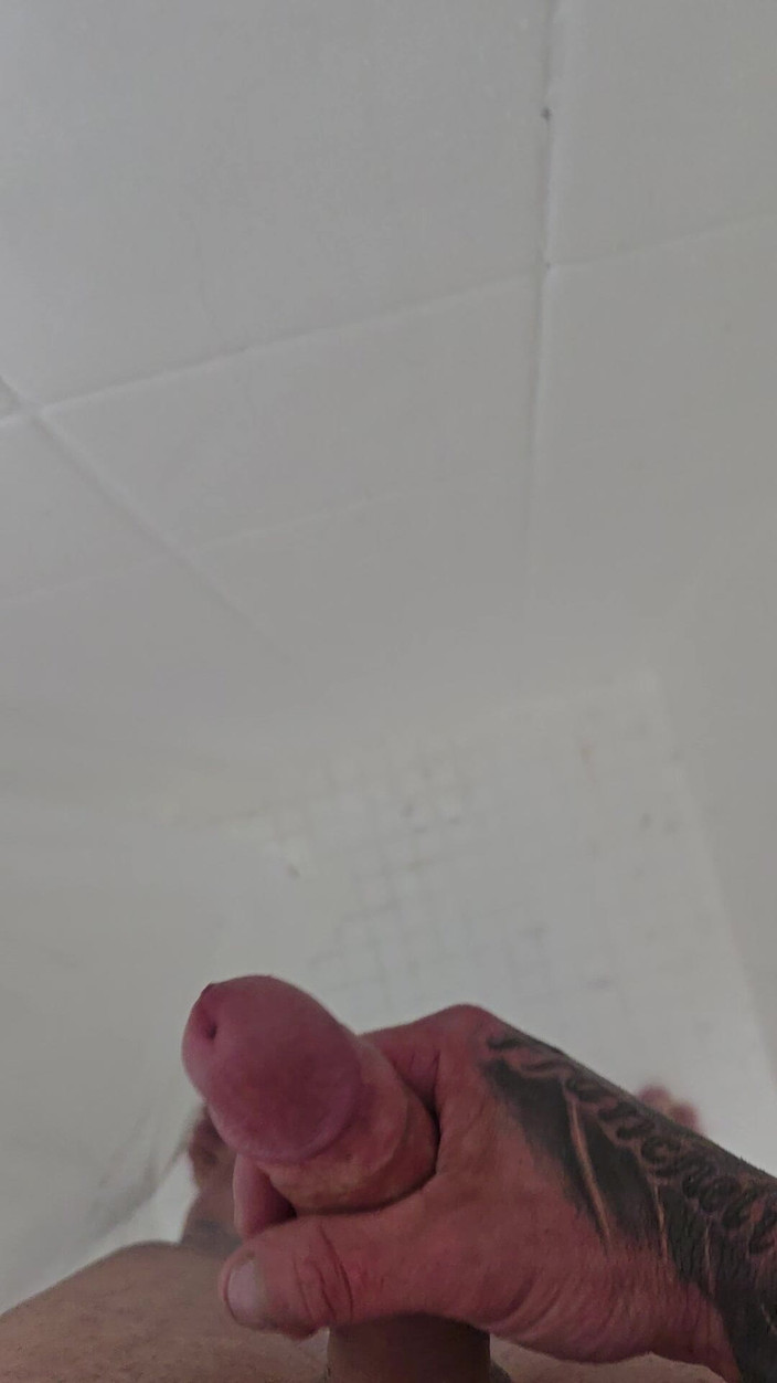 Hot bori: शॉवर में हस्तमैथुन करना