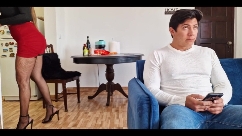 Winter_steph: My Stepmom Catches Me Masturbating with Her Photos. Unexpected Ending