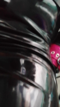 Ein Neues #rubberfetish #cuminchastity #femdomvideo Auf Dem #gynstuhl Ist Im Kasten!