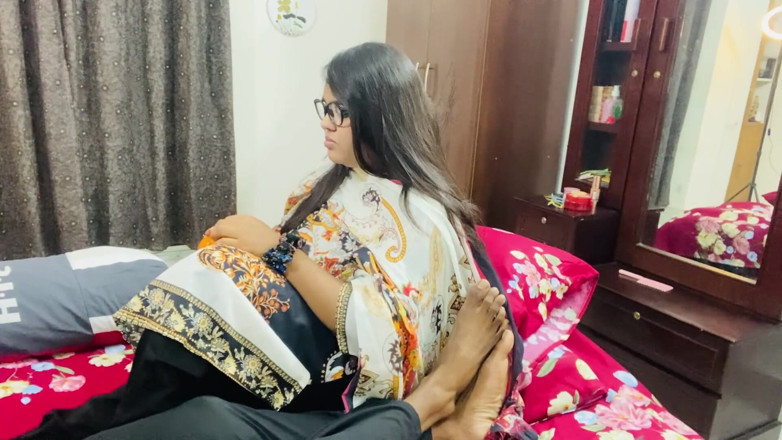 Nadiyaxxx02: Married Older Stepsister Gets Fucked by Younger Stepbrother and Her...