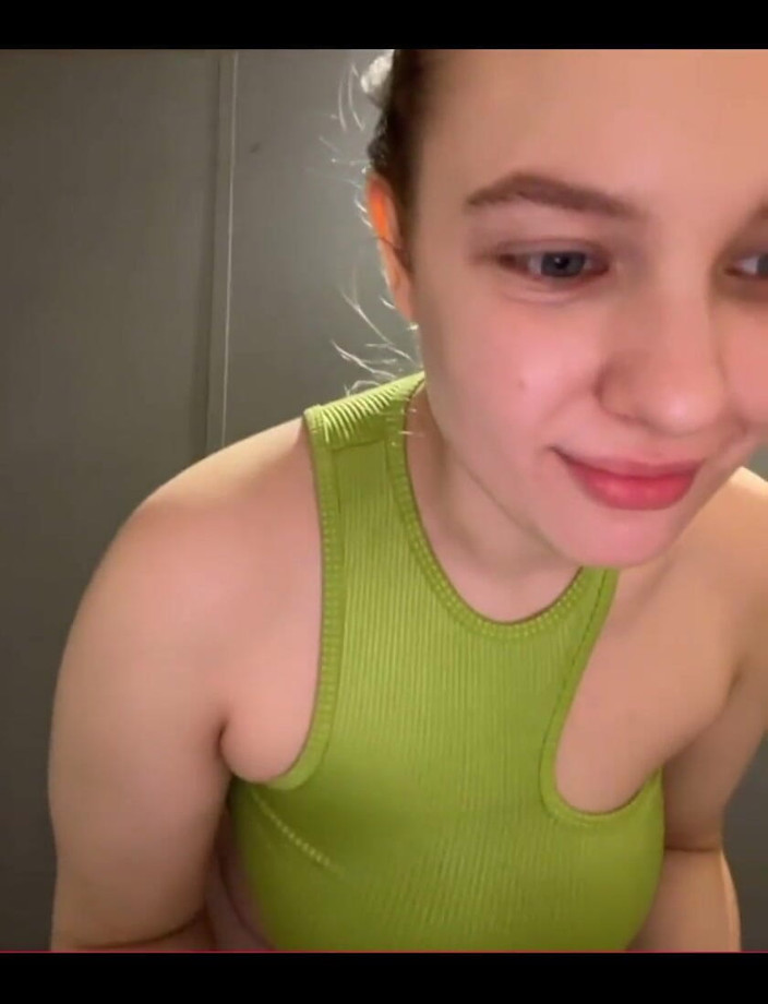 JuiceLussie: Extremes squirting. Heißes analfick mit bbc