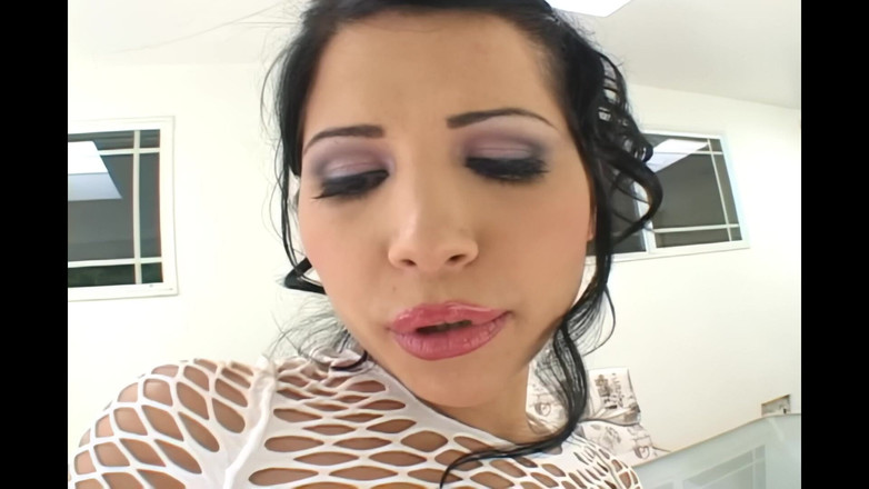 Blitzporn: 레베카 리나레스: 최고의 아름다움과 이중 침투