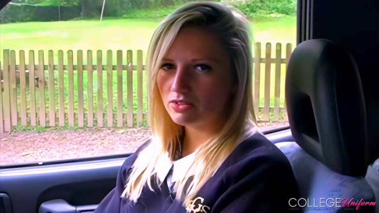 College Uniform: Röportaj take 2 milly hedgland