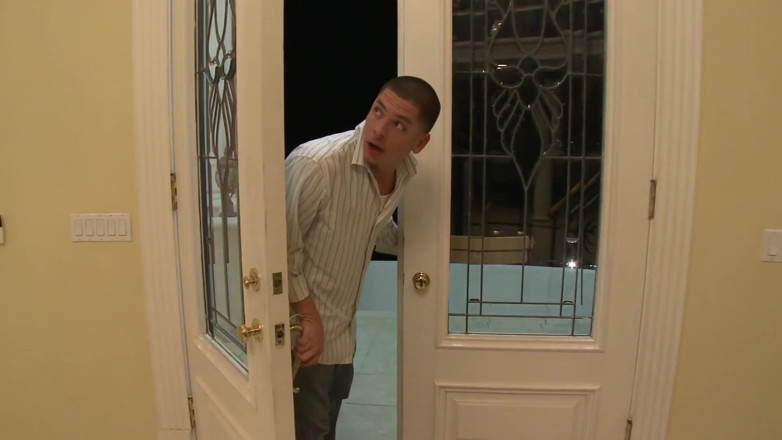 Dirty fantasy: Horny stepmom can't control her desires
