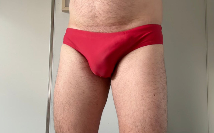 Speedofanboy: 내 정액으로 가득 찬 빨간 스피드