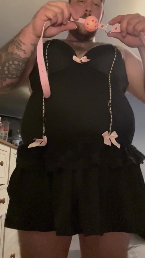 Shaun Cbt: Schwanz- und Eier-Bondage, wirkt als Keuschheit mit nippelklemmen und Crossdressing...