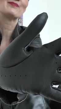 Over-the-knee Spanking, POV, Lady Victoria Valente