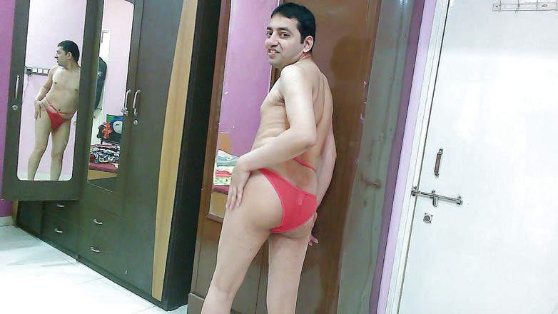 Cute & Nude Crossdresser: Người mặc đồ xuyên thấu gợi cảm femboy ngọt ngào trong...