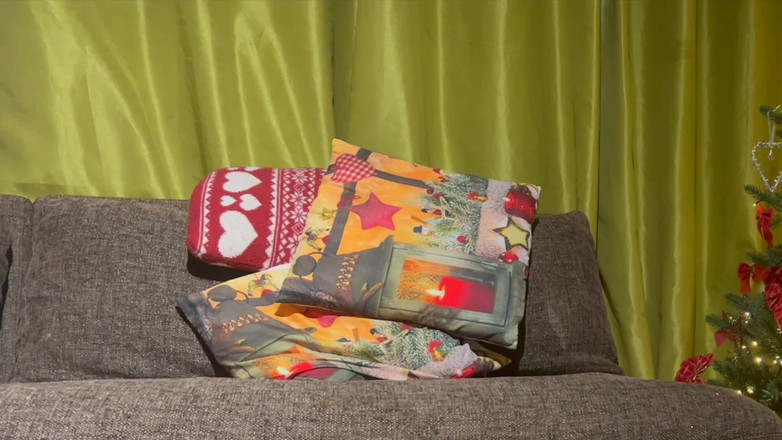 Frequentmasturbation: Brzký Vánoční Dárek (vánočníturbace)