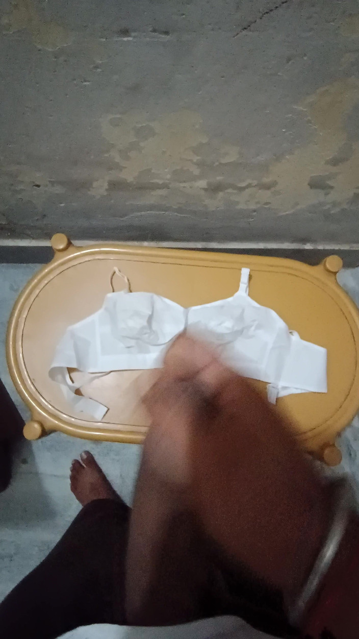 Shobha Prince: Vyvrcholení na Sissy Podprsenku