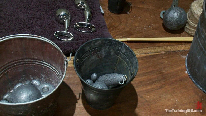 The Training of O by Kink: Trénink Jessie Cox, den druhý