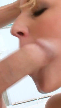 Scopando sesso bionda miLF con penetrazioni profonde alla pecorina