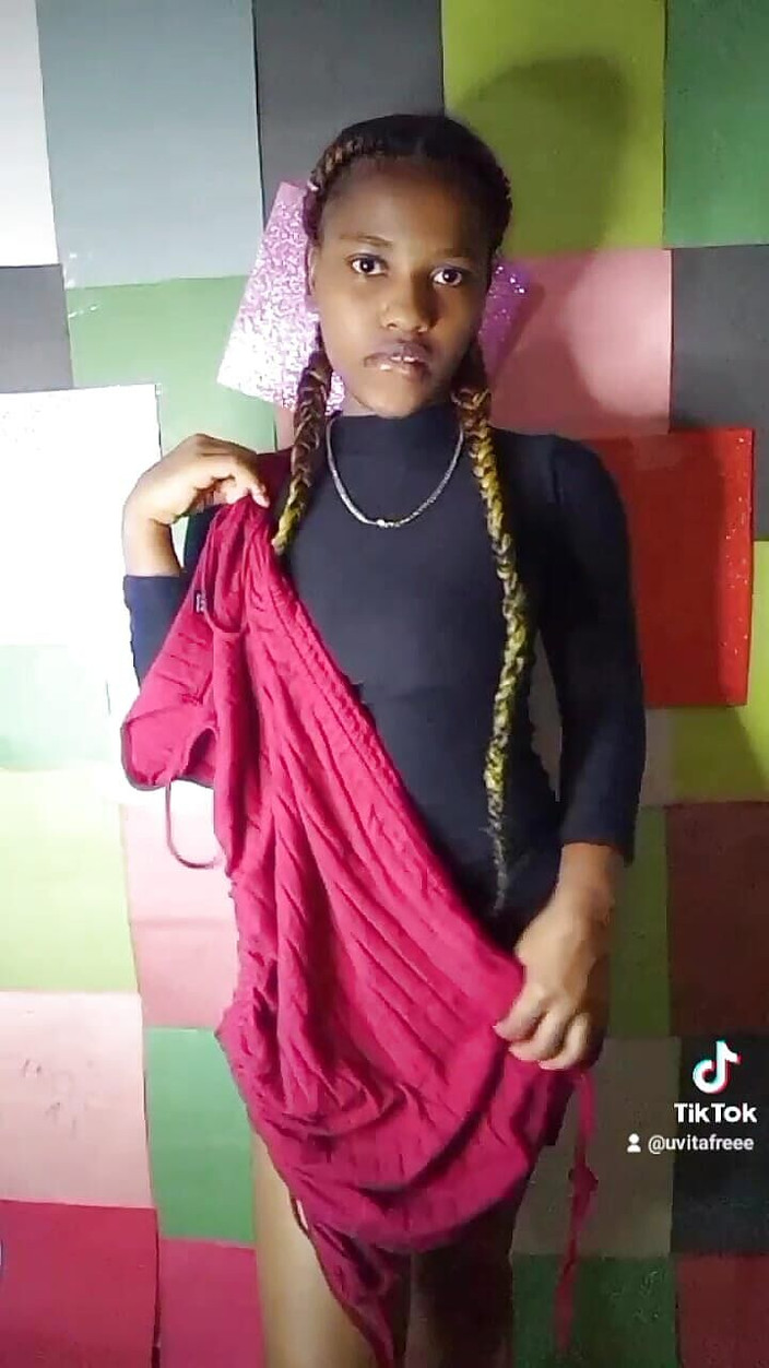 Delicious open butt: 模特我最喜欢的内衣