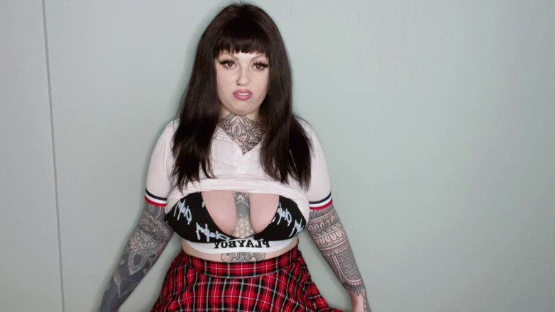 Miss Valentina: Upokorzenie łobuzów na studiach