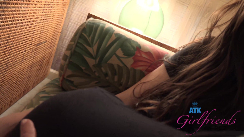 ATK Fans (Girlfriends): Virtuele vakantie Hawaii met Ariel Grace 1/12